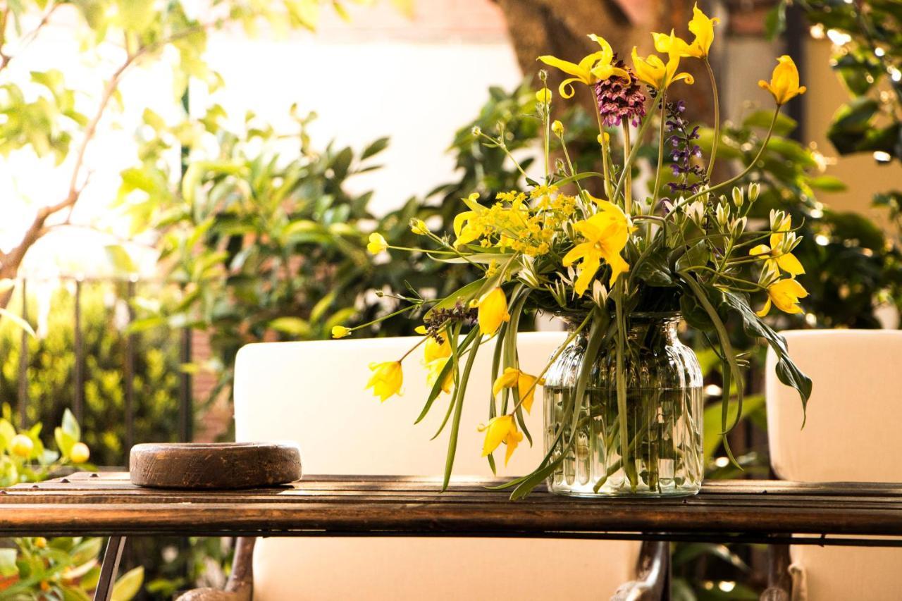 Bed and Breakfast L'Aromatario Neive Exterior foto