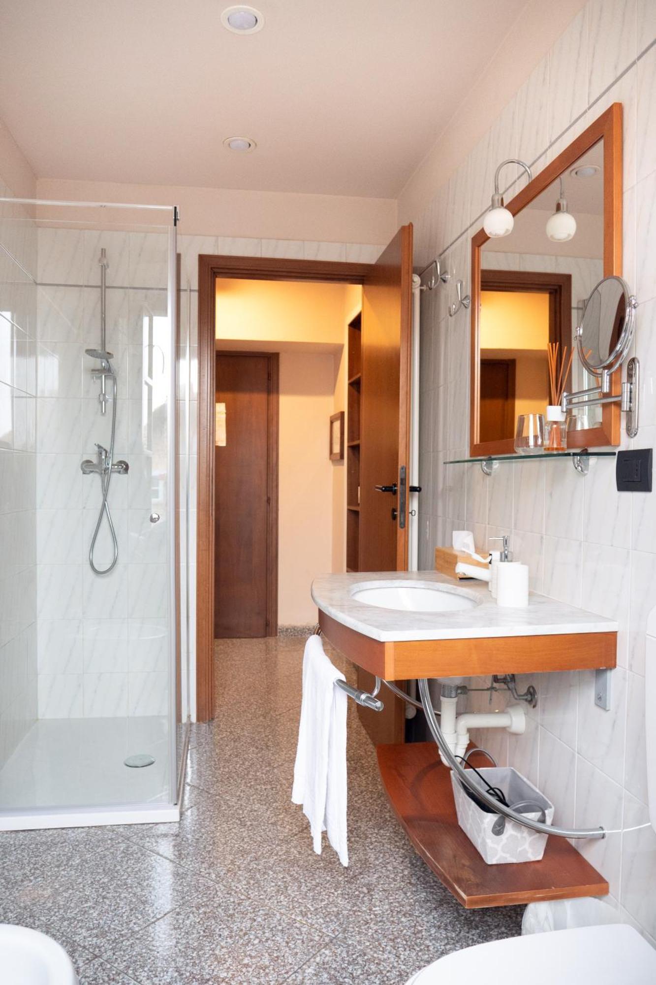 Bed and Breakfast L'Aromatario Neive Exterior foto