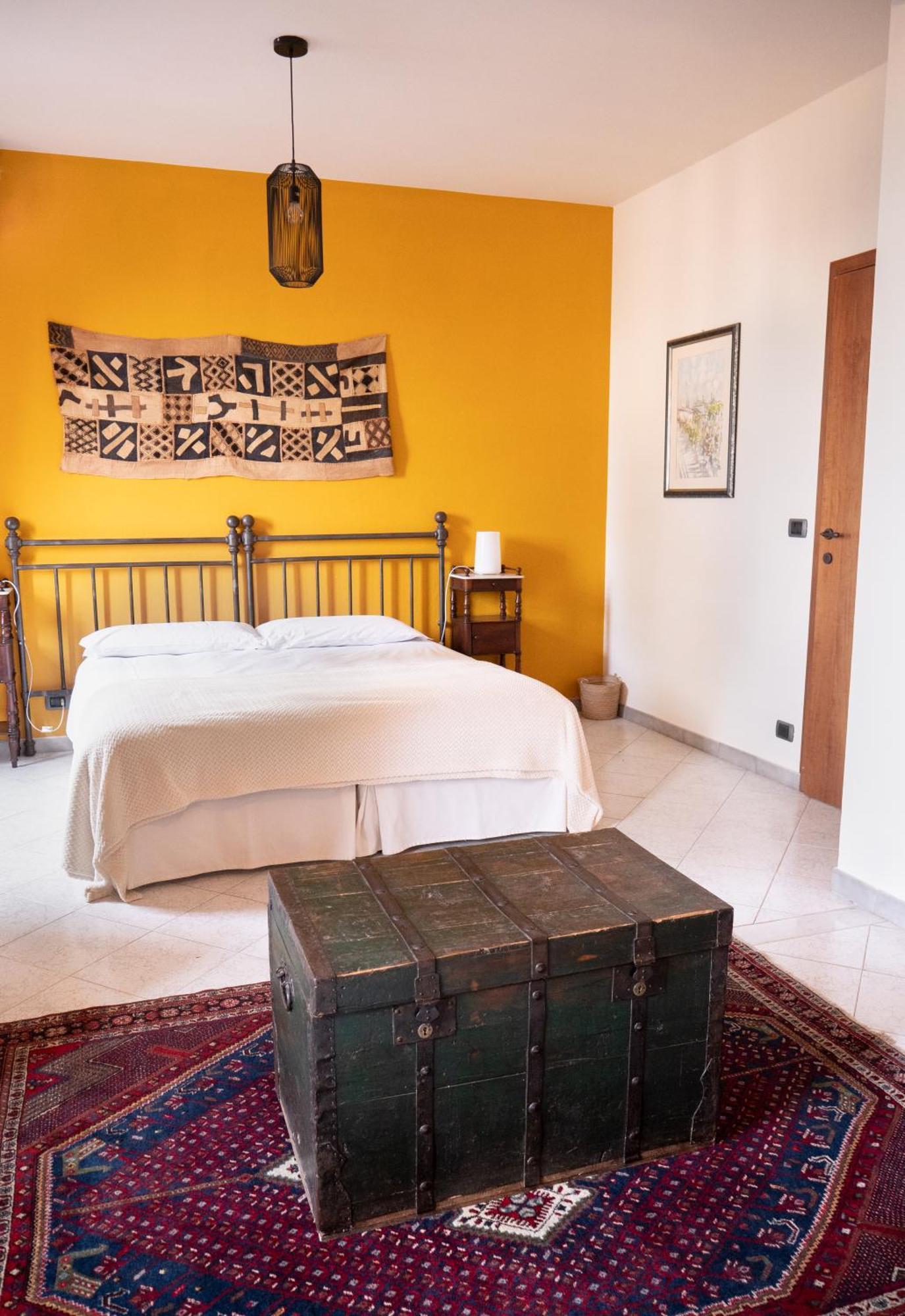 Bed and Breakfast L'Aromatario Neive Exterior foto