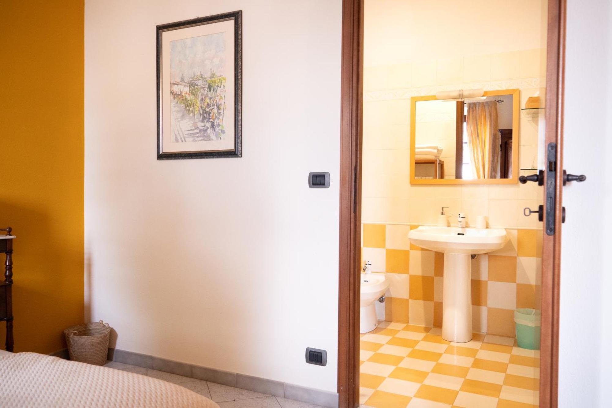 Bed and Breakfast L'Aromatario Neive Exterior foto