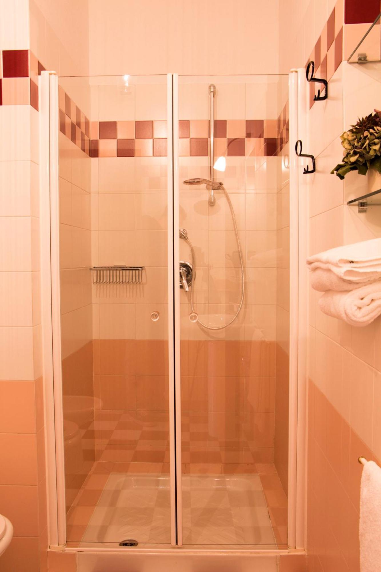 Bed and Breakfast L'Aromatario Neive Exterior foto